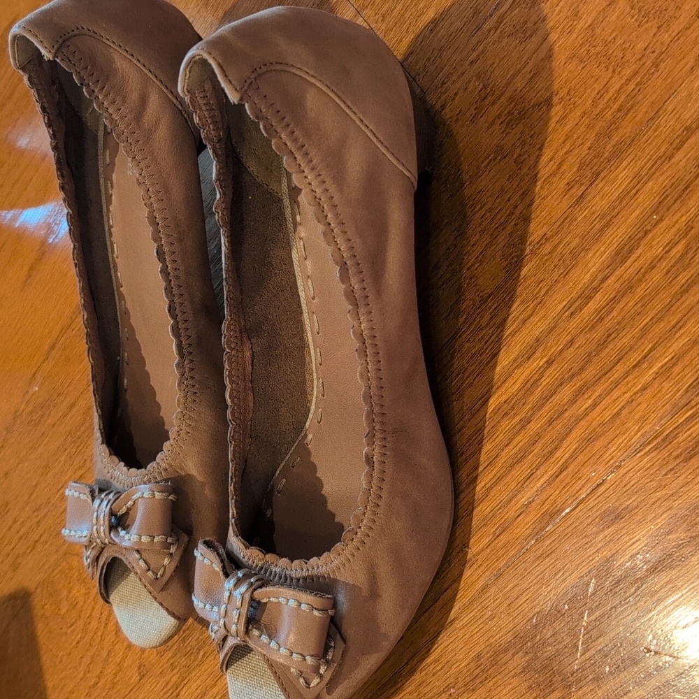Bata Leather Ballet Heels - Picture 5 of 11